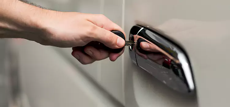 Why Choose Our Auto Locksmith Team in Braintree, MA?